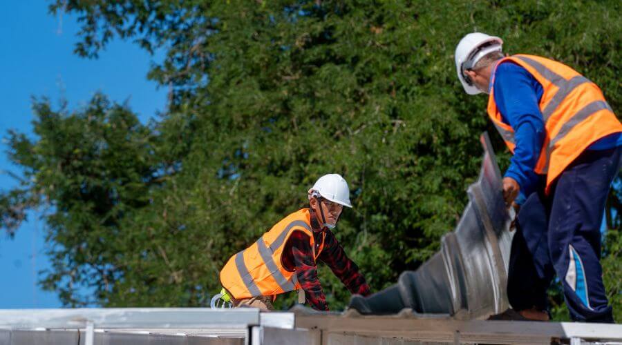 Professional residential roofers in Salinas, PR